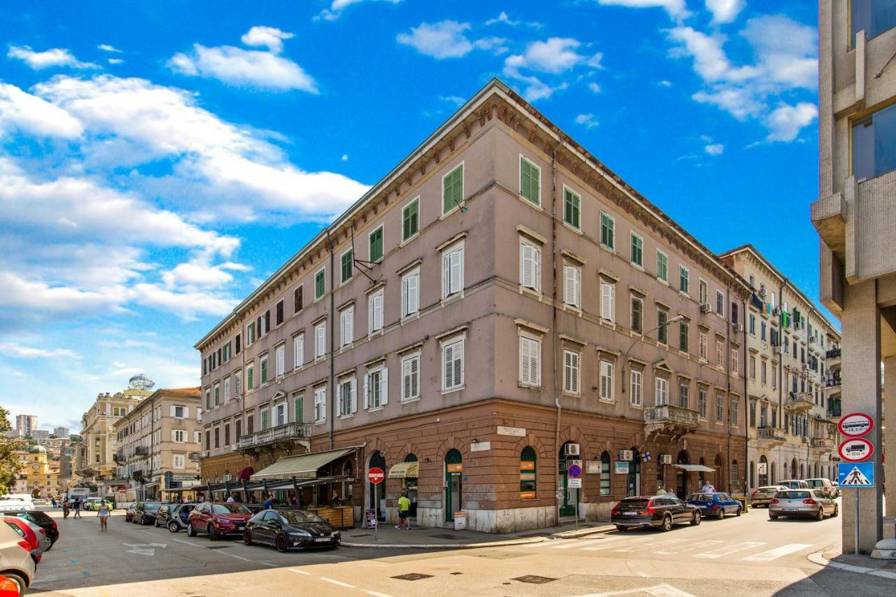 Apartment Mia Rijeka Exterior photo